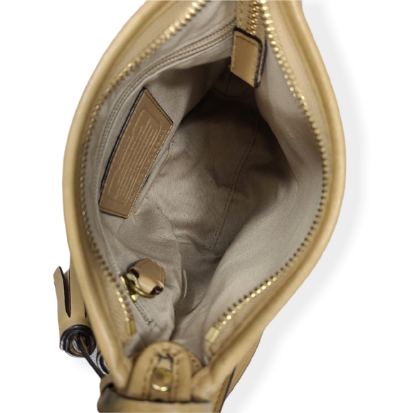 🚨SOLD🚨 Coach Legacy Mini Duffle Crossbody - Picture 9 of 10